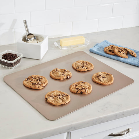 Cuisinart Chef's Classic nonstick cookie sheet showing easy release and cleanup benefits