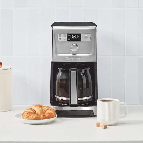 Cuisinart DCC-3500SS glass carafe pours smoothly for easy serving.
