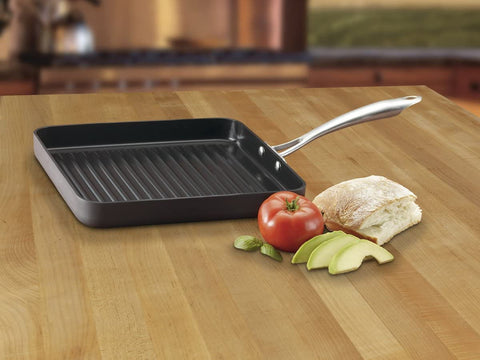 Cuisinart GreenGourmet ceramic nonstick surface close-up for easy cleanup