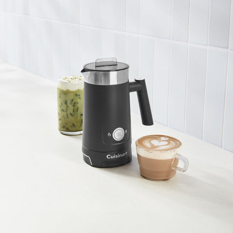 Cuisinart Hot and Cold Foam Frother foam-crest in action delivering rich foam for lattes