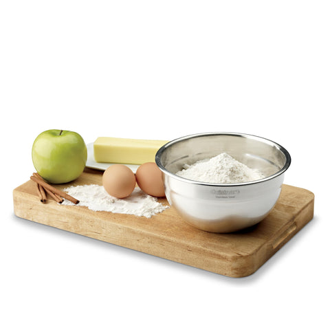 Cuisinart dishwasher-safe mixing bowls for easy cleaning after cooking.