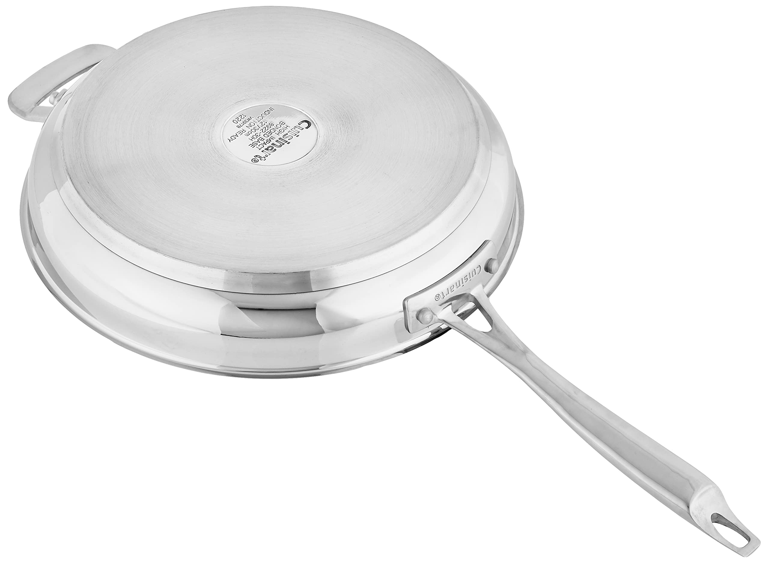 Cuisinart skillet with tapered pouring rims for clean, easy transfer from pan to dish.