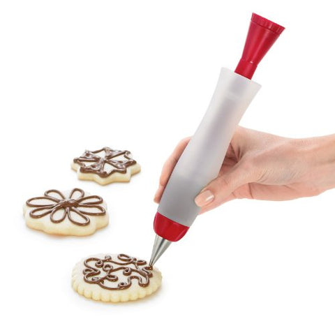 Cuisipro round-tip for fine, circular decoration and delicate dots.