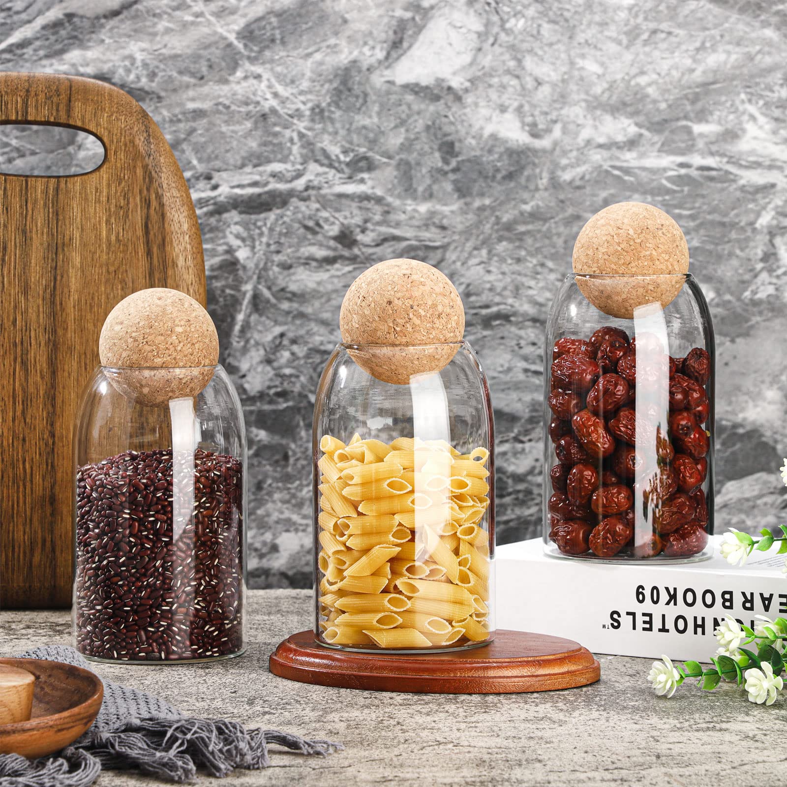 Cunhill 800ml glass jar offers a clear view for easy content identification