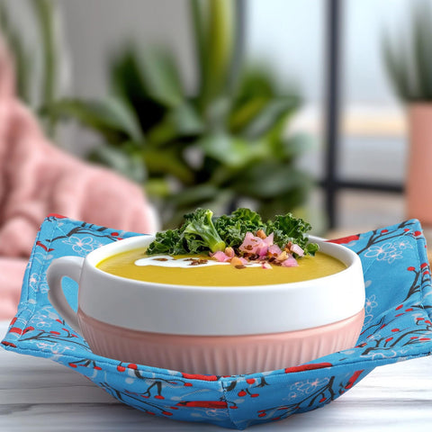 Cunhill microwave-safe bowl holders keep meals warm and hands safe