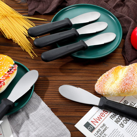 Cunno stainless steel blade and slip-resistant handle for daily tasks