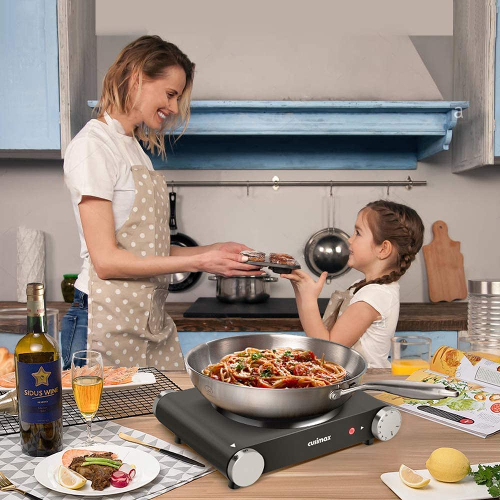 CUSIMAX hot plate in kitchen setting demonstrates quick heat for sauces and eggs.