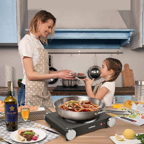 CUSIMAX hot plate in kitchen setting demonstrates quick heat for sauces and eggs.