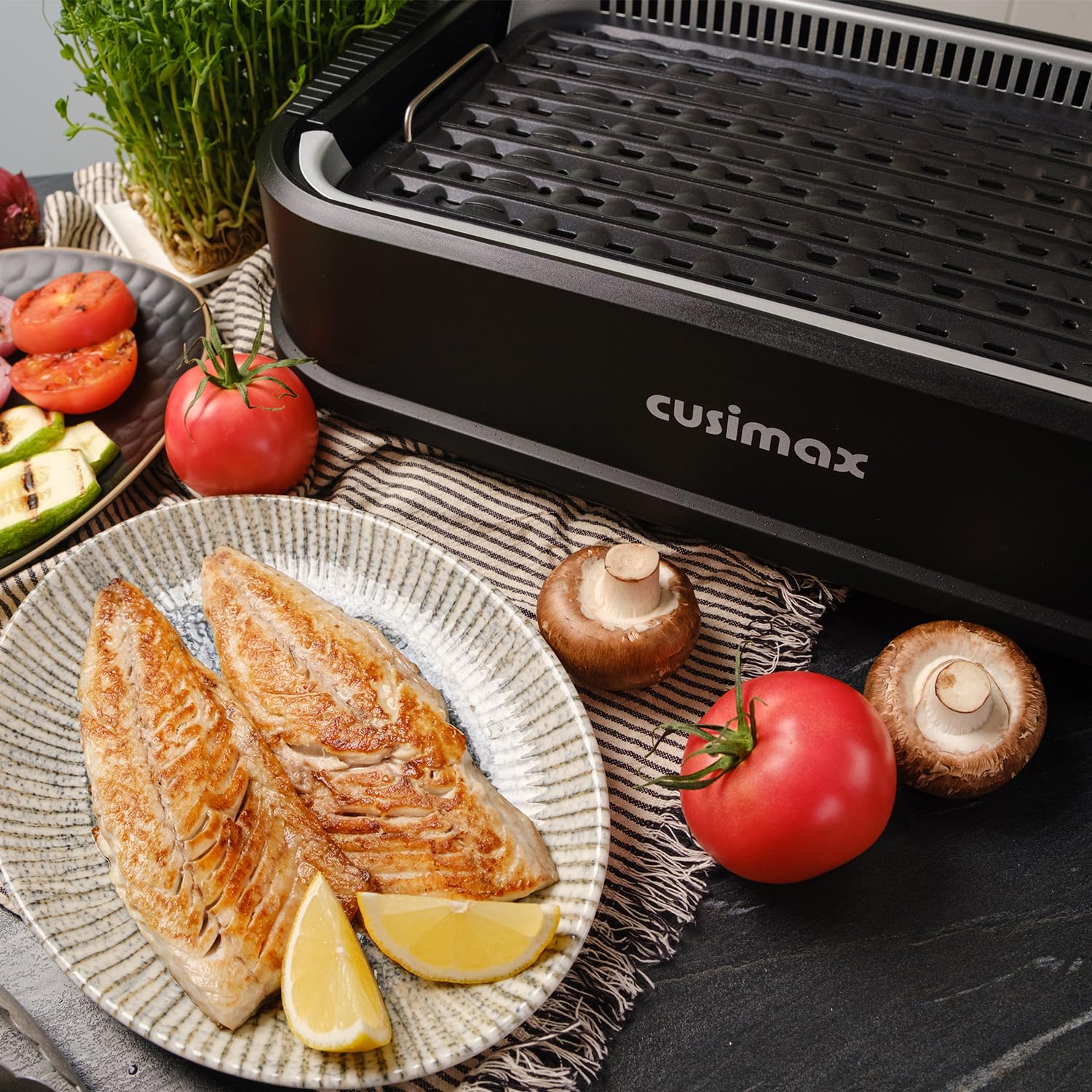 CUSIMAX smokeless indoor grill removable parts for easy cleaning and storage