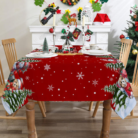 Cusugbaso red Christmas decor idea for indoor table settings.