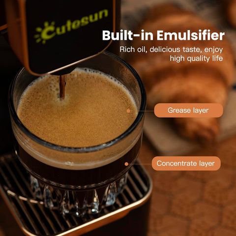 Cutesun Mini Espresso Machine crema forms over 3mm for cafe-style texture.