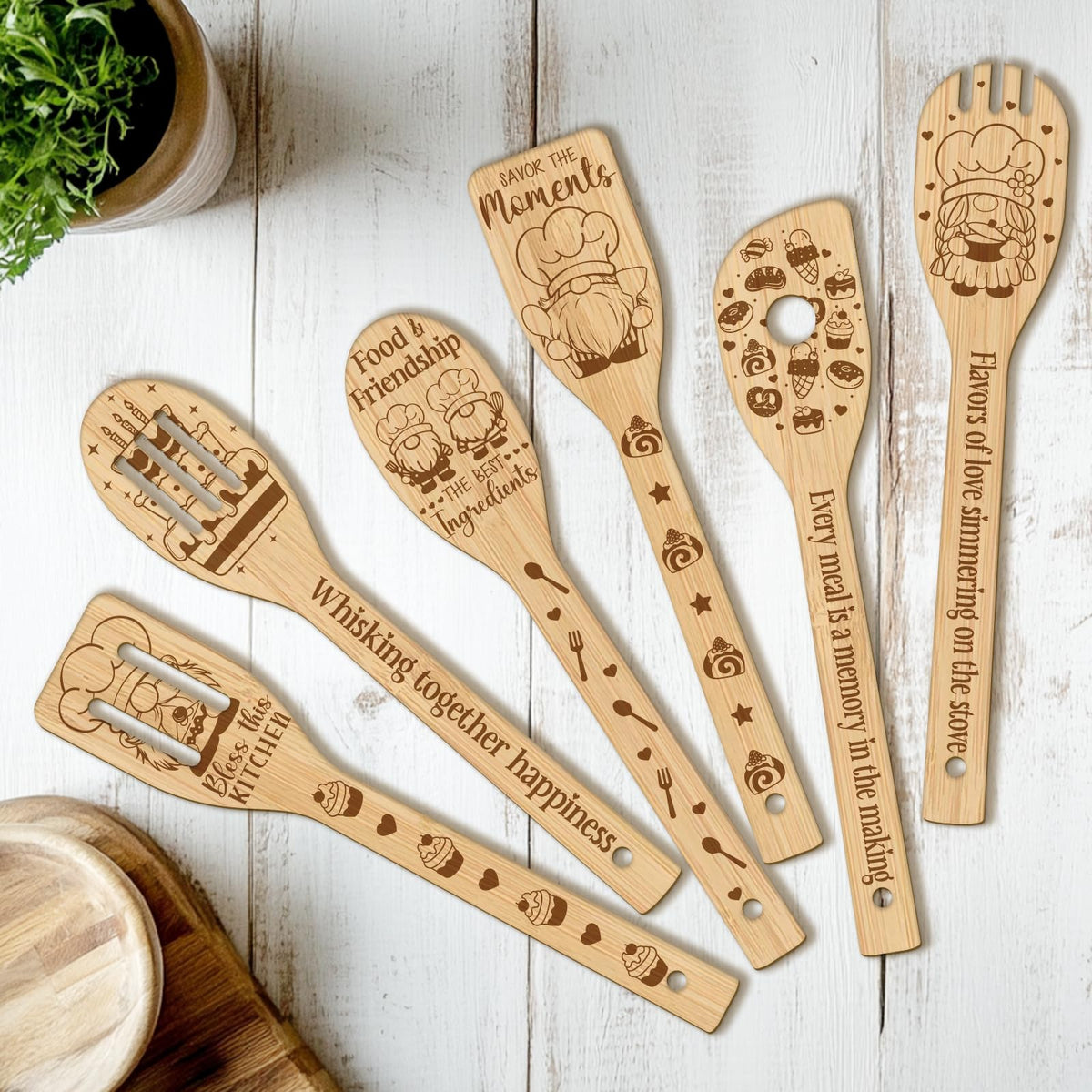 CUTHOLLOW gnome-chef-pattern wooden spoon adds playful charm to daily cooking.