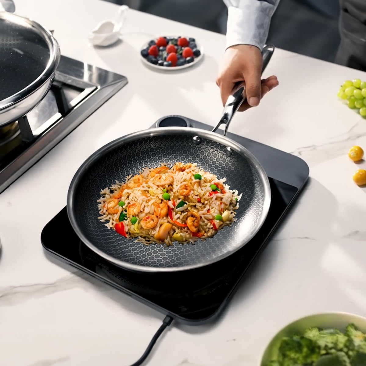 Cyrder hybrid-laser-etched-10in frying pan delivers even heat for steady cooking.