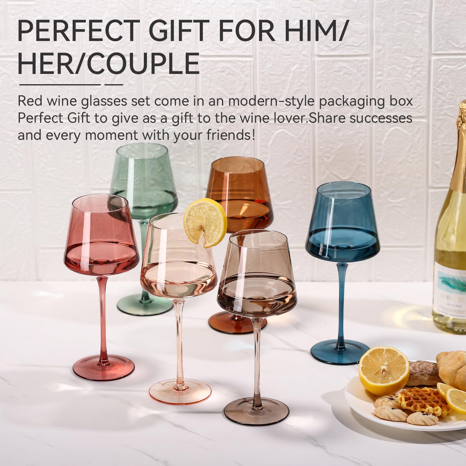 Cyrelwing durable, lightweight crystal resists chips for daily use with elegance.