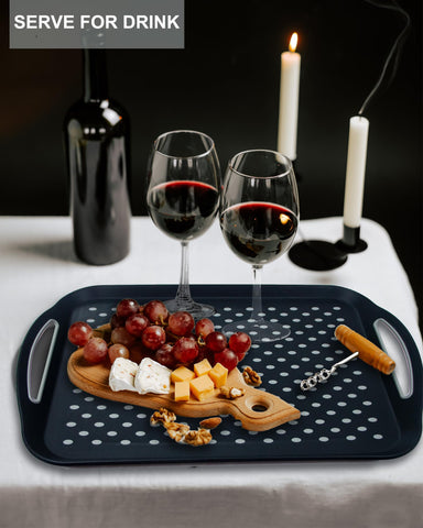 Czlizdyt sturdy plastic tray resists staining and wipes clean easily