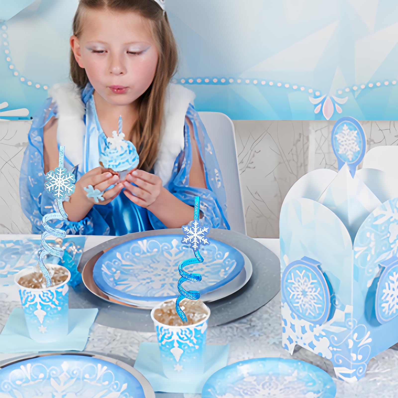CZWXOXO four snowflake shapes create elegant straw designs
