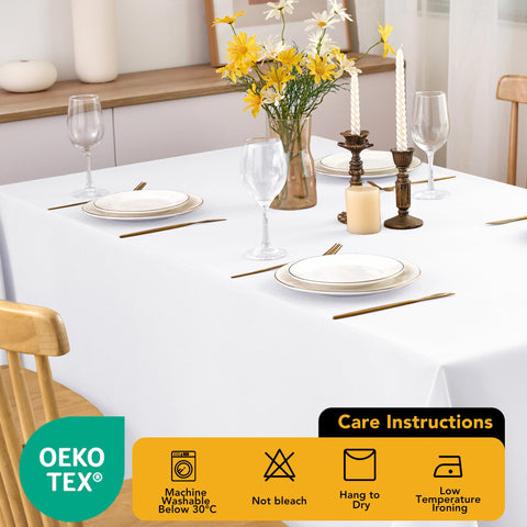 Dailyset stain-resistant cover resists wrinkles for quick post-event cleanup