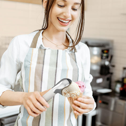 Dalicode heated ice cream scoop easy-clean design speeds up cleanup.