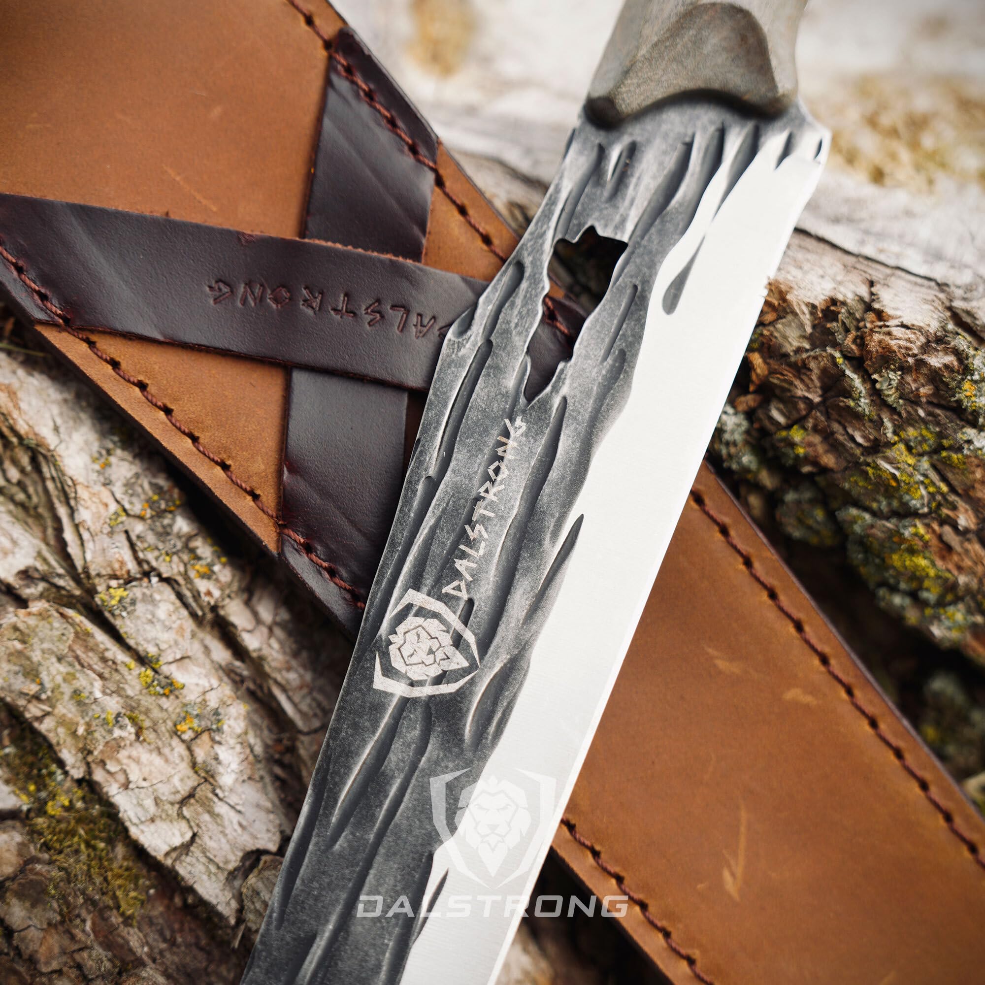 Dalstrong Barbarian storage loop offers easy hanging and access.