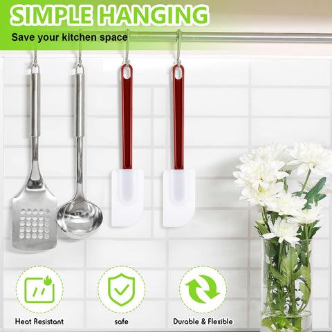 Dandat nylon-handle spatula design with comfortable grip for easy stirring.