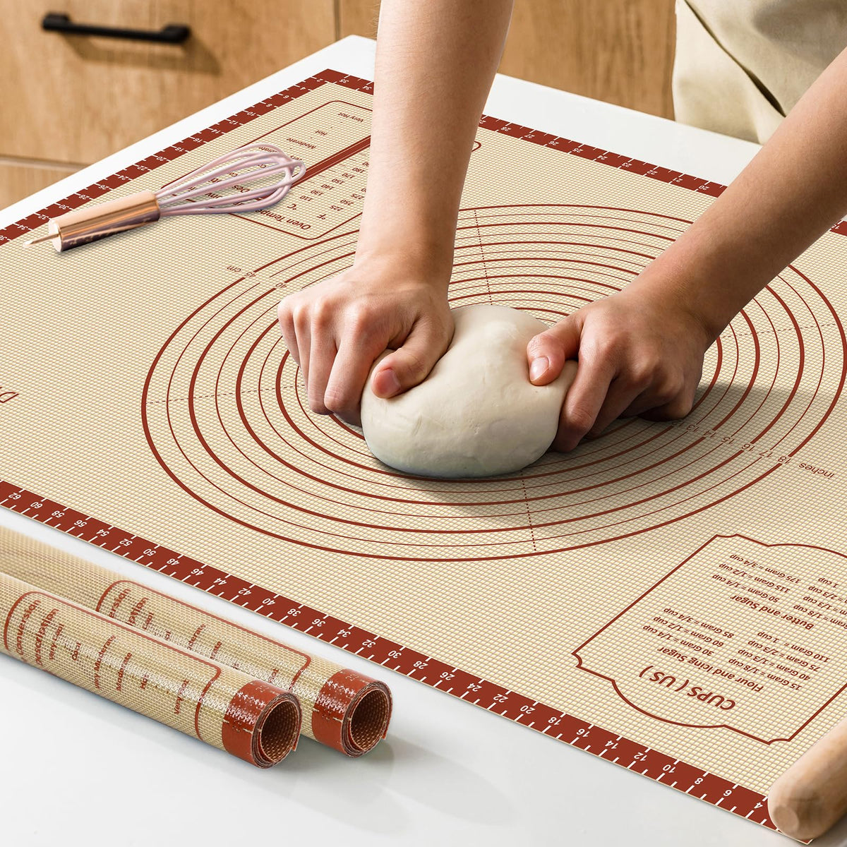 Dania & Dean silicone baking mat rolling dough for even sheets