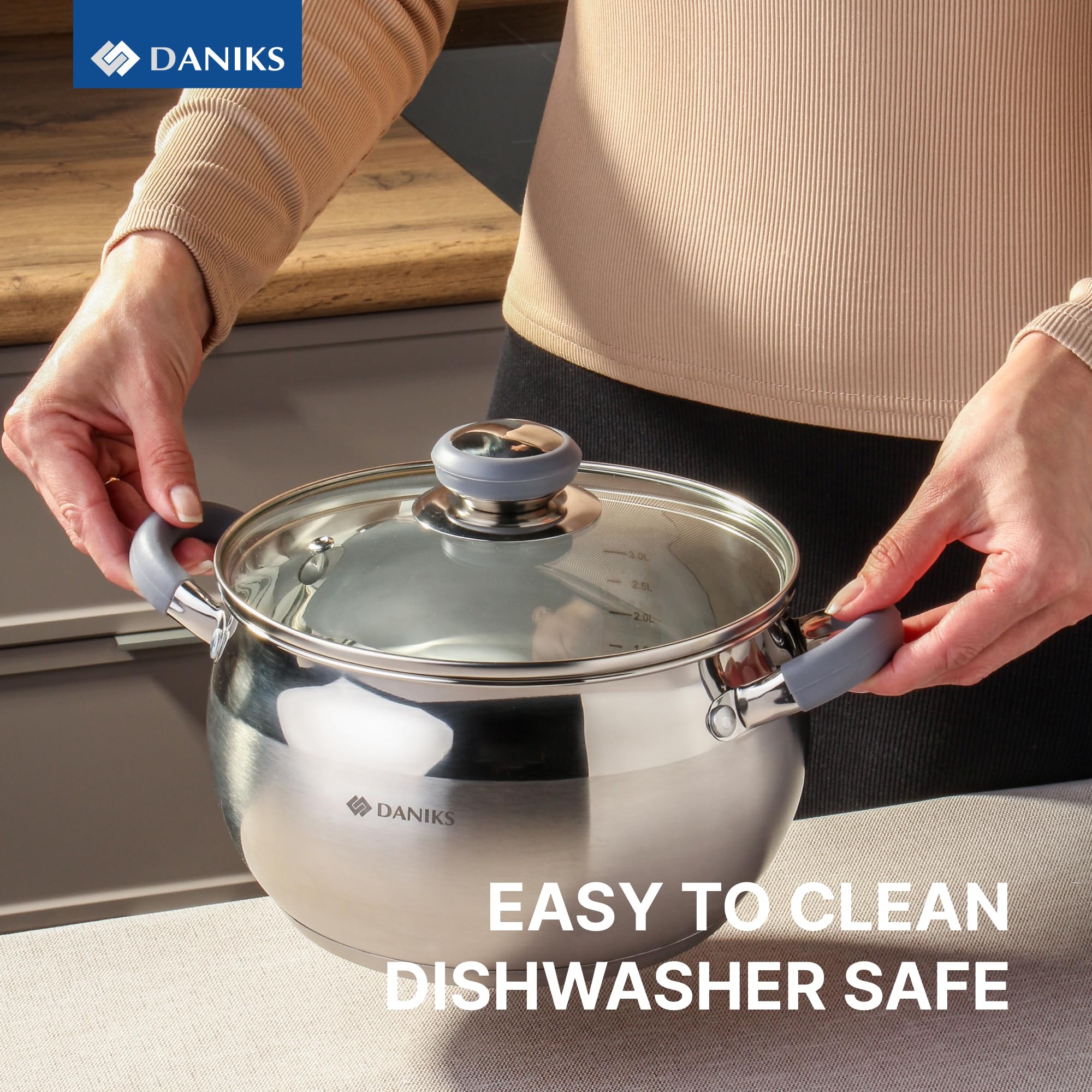 Daniks dishwasher-safe stock pot simplifies cleanup after meals