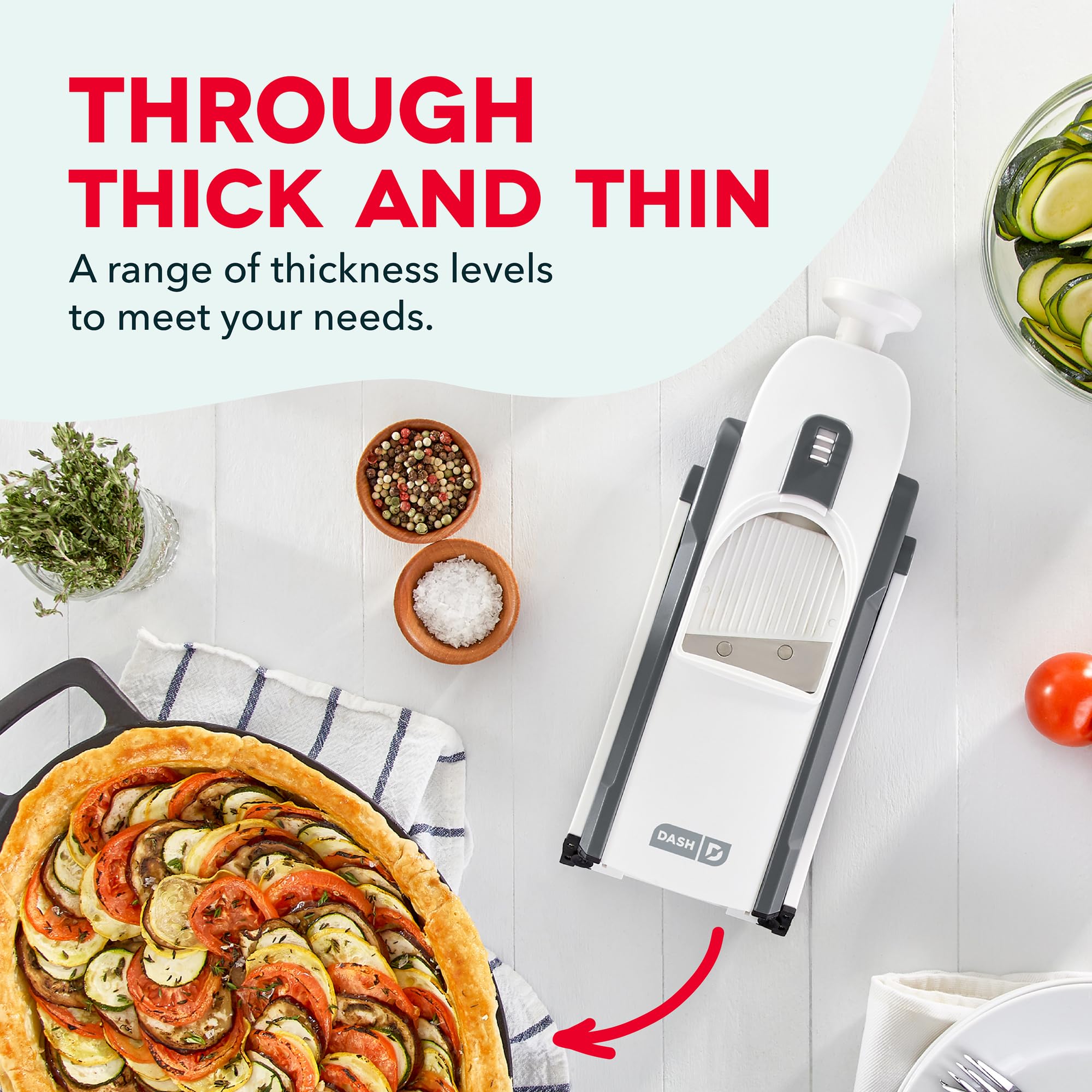 DASH Safe Slice thickness dial in action enables consistent 1–8 mm slices.