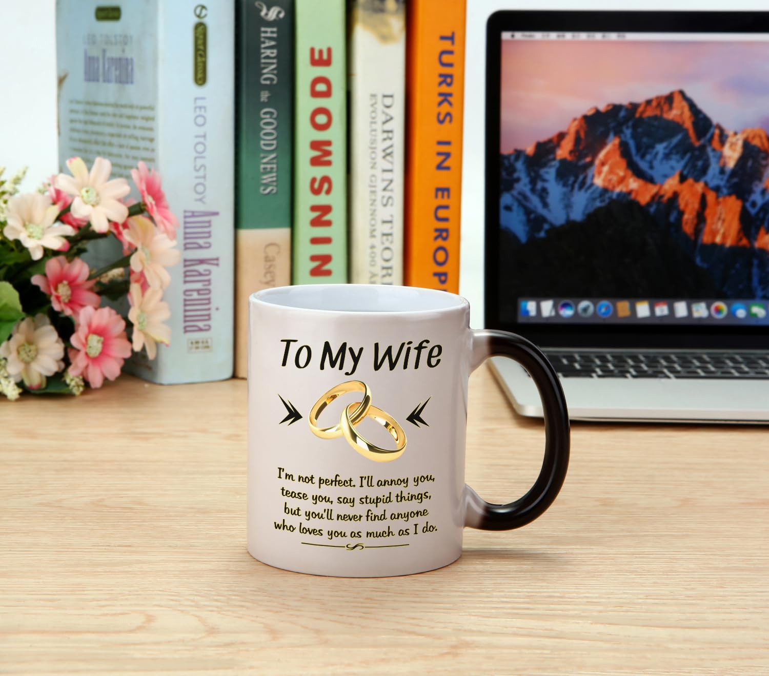DasyFly mug arrives in a secure gift box with bubble-wrap.