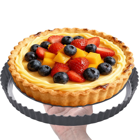 Datanya non-stick surface ensures gentle release and quick cleanup after baking.