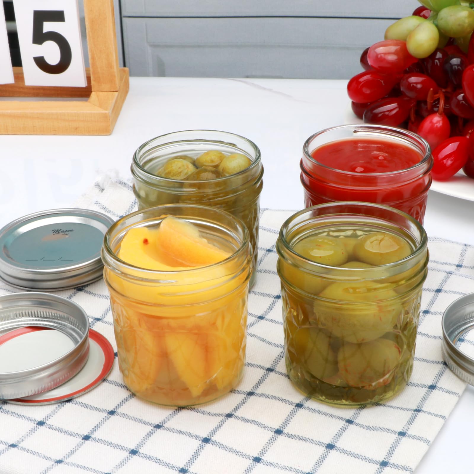 Datttcc gift-pack glass jar glamorous present for friends and family.