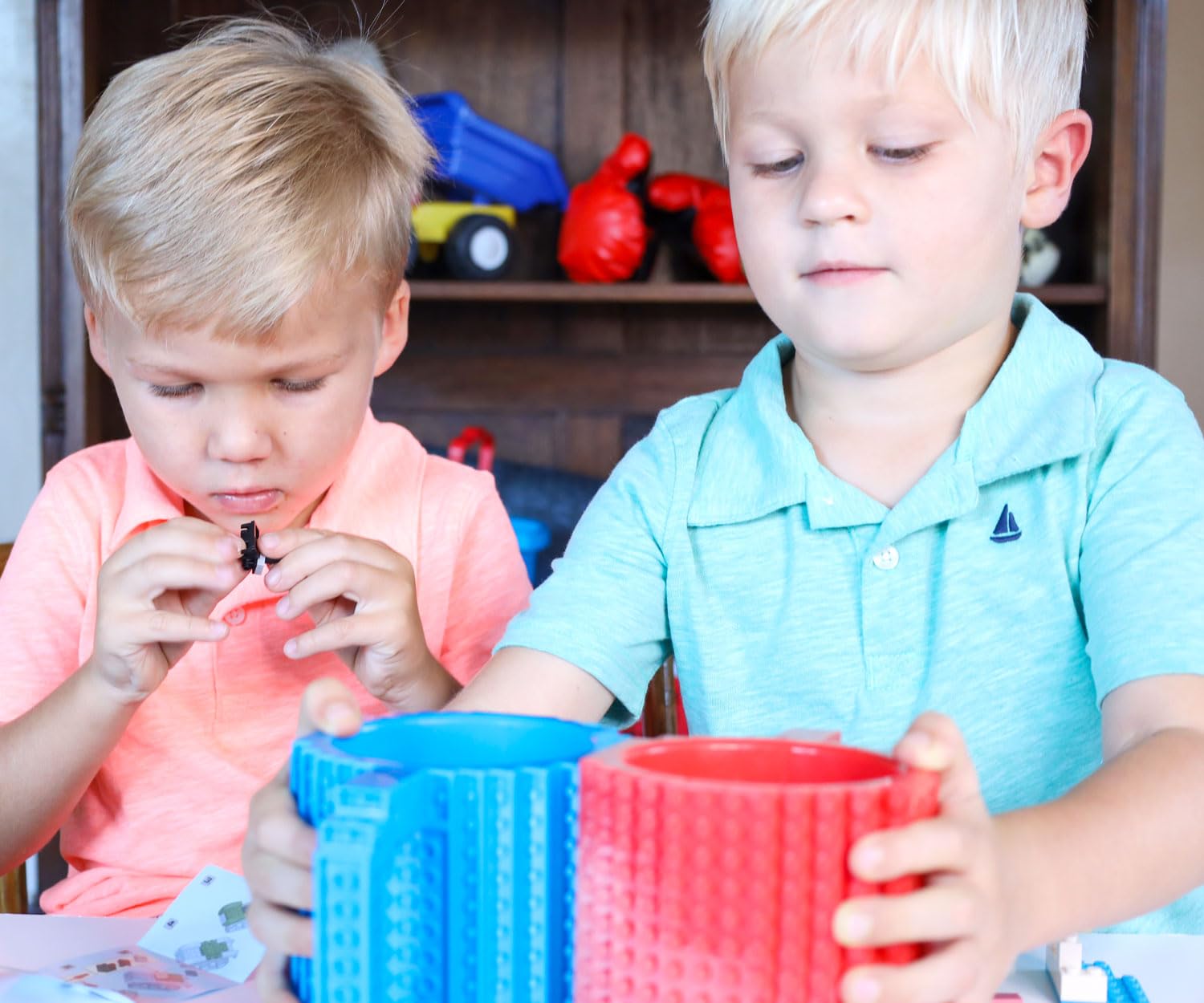 DAYMOO Build-on Brick Mug gift for kids and adults, a creative present.