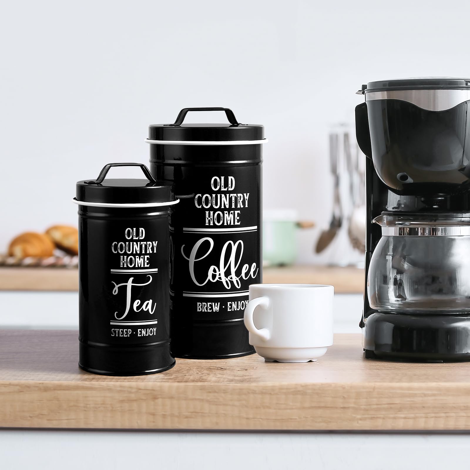 Metal lids seal out odors in DAYYET canister set.