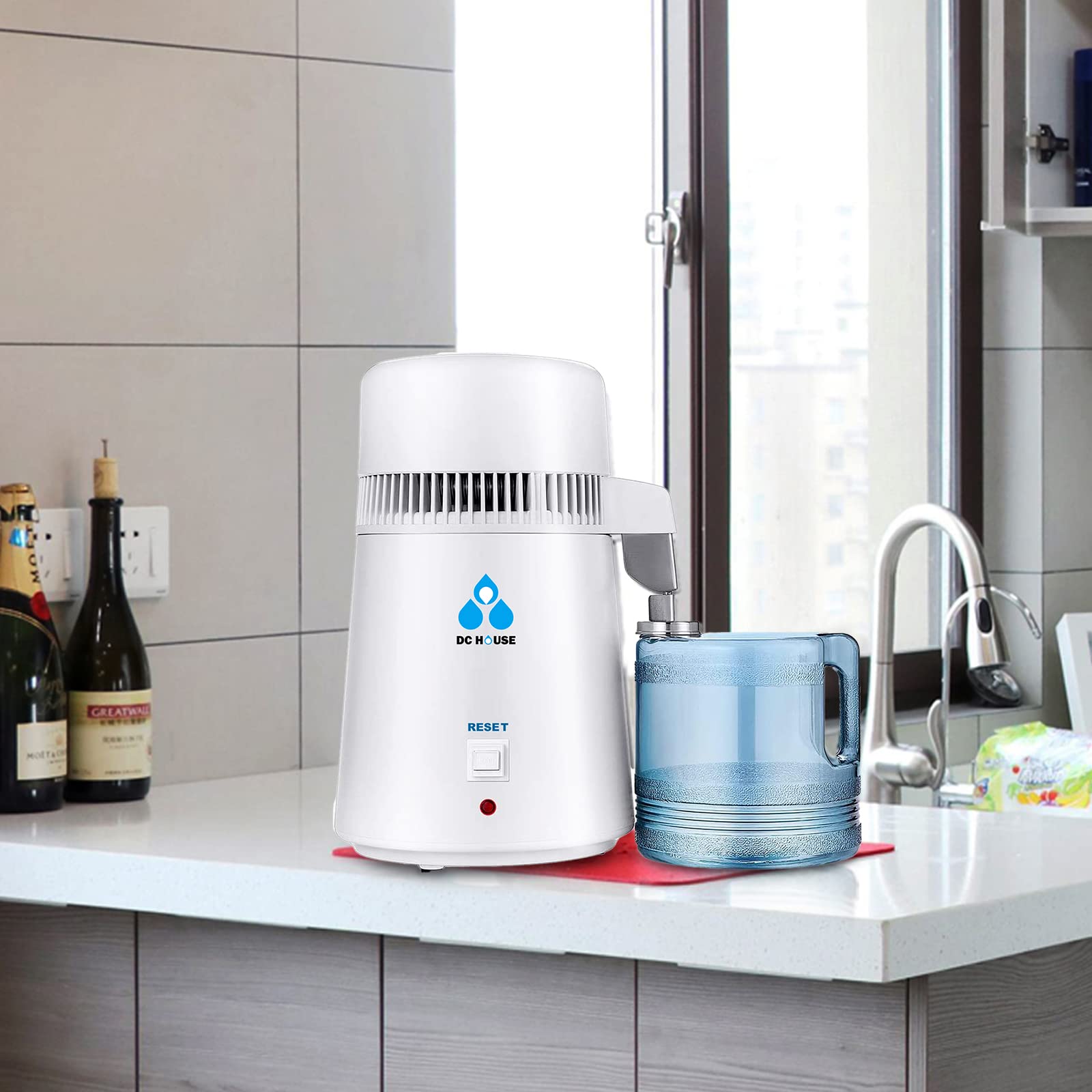 DC HOUSE purified water dispense supports clean hydration.