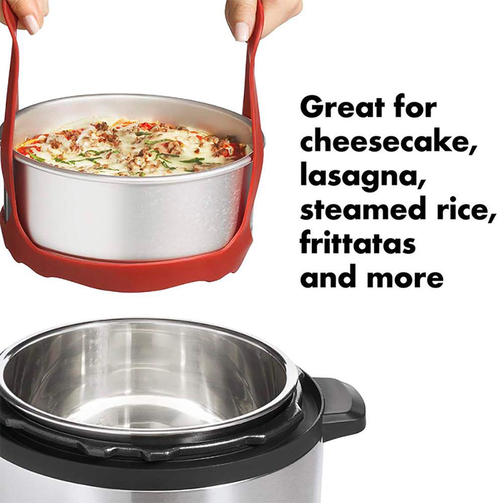 ddLUCK silicone bakeware sling steaming eggs and vegetables for healthy meals.