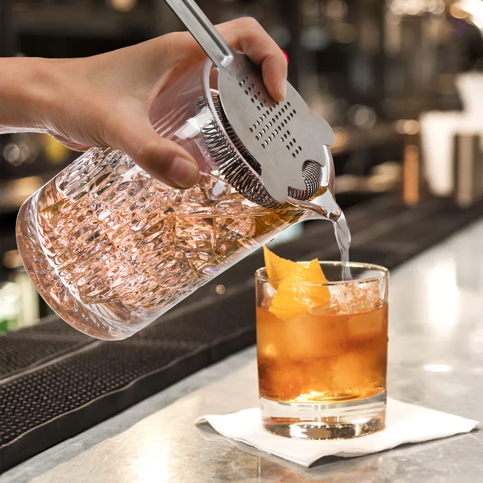 DEAYOU peak vertical stripes add style and grip during stirring