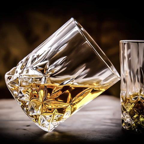 DeeCoo bourbon glasses closeup rim, smooth edge for comfortable sipping.