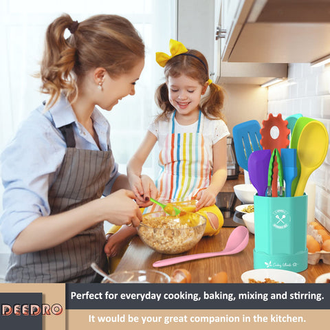 Deedro ergonomic-head utensils offer precise control while stirring.