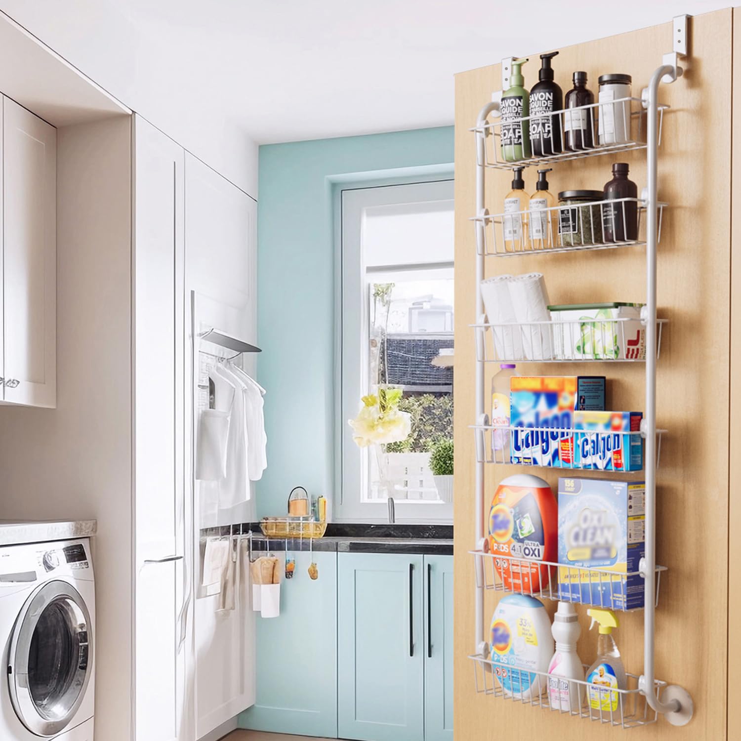 Delamu protective EVA padding reduces scratching and sway during use.