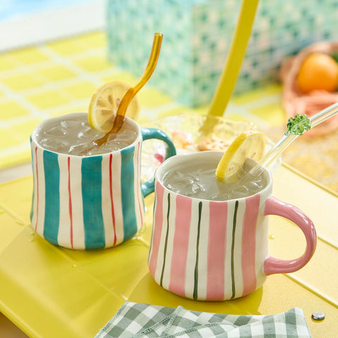 DELIGHTS GALORE stackable mugs with ergonomic handles for space-saving storage