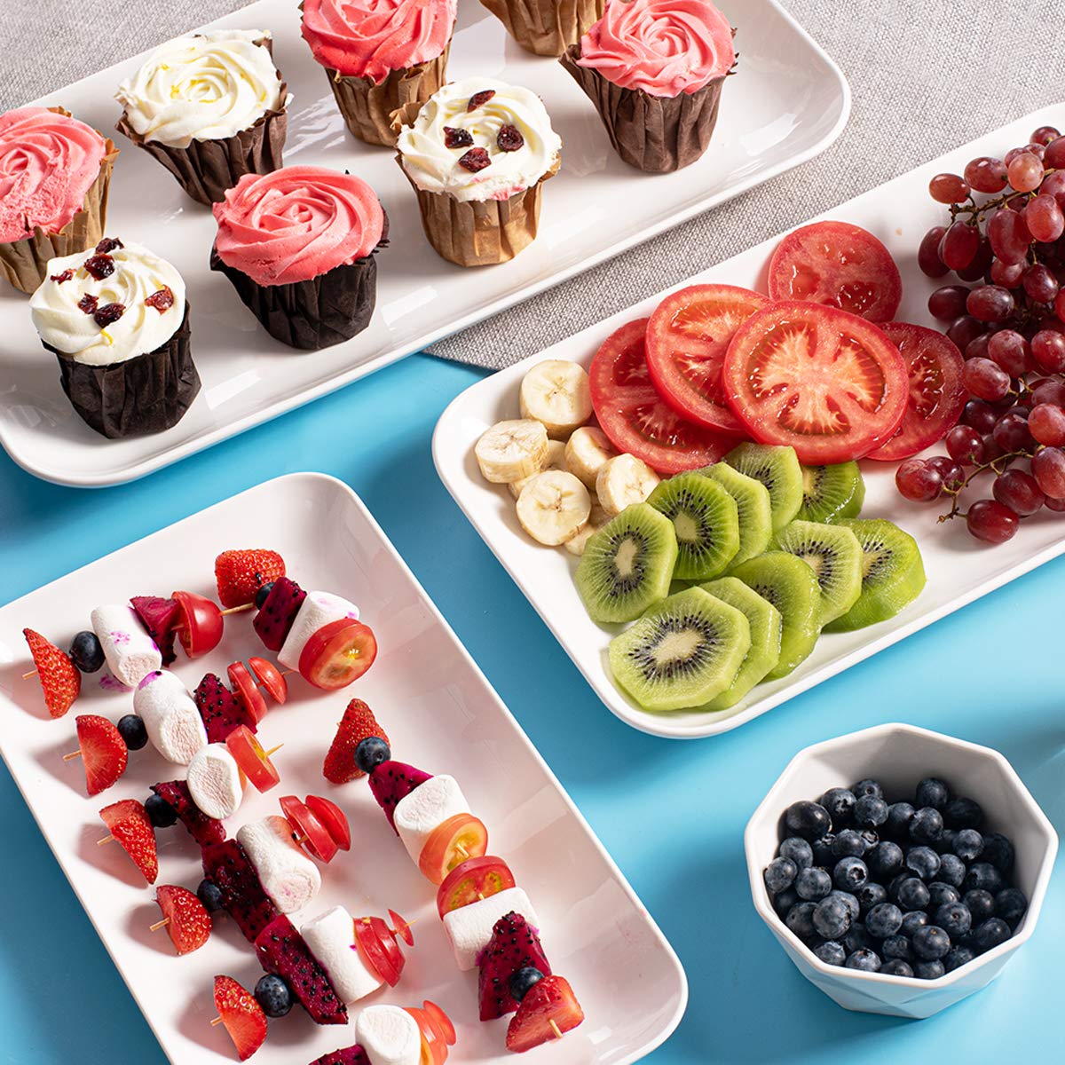 DELLING three-piece platter set arranged for serving