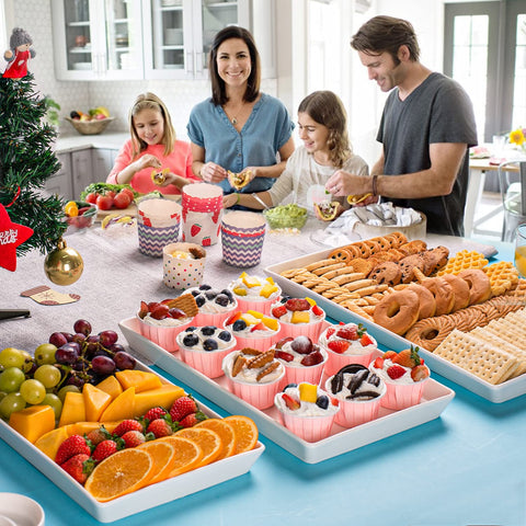 DELLING stacked trays illustrating easy storage and space-saving.