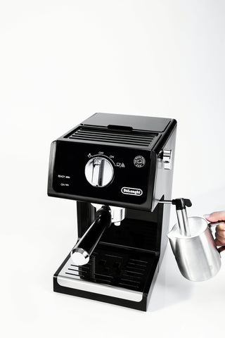 DeLonghi ECP3120 advanced cappuccino system for creamy froth