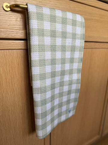 Desert Aqua microfiber towels are machine washable for simple maintenance.