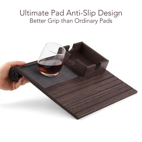 Detor leather pad close-up highlights premium anti-slip surface.