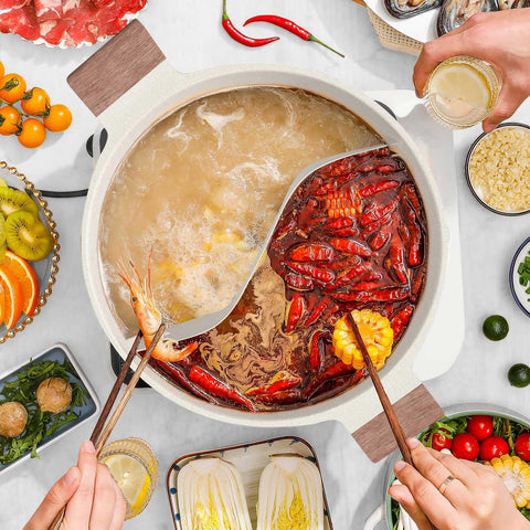 DEZIN 12-inch divided stockpot bottom designed for efficient heat distribution.