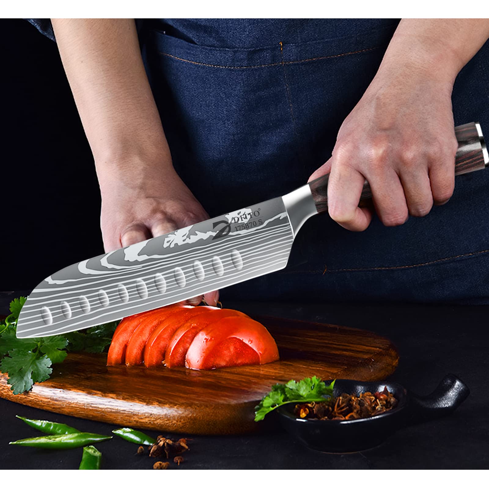 Dfito bolster design and smooth blade-to-handle join improve balance.