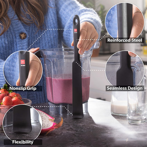 DI ORO silicone spatula withstands heat up to 600°F.
