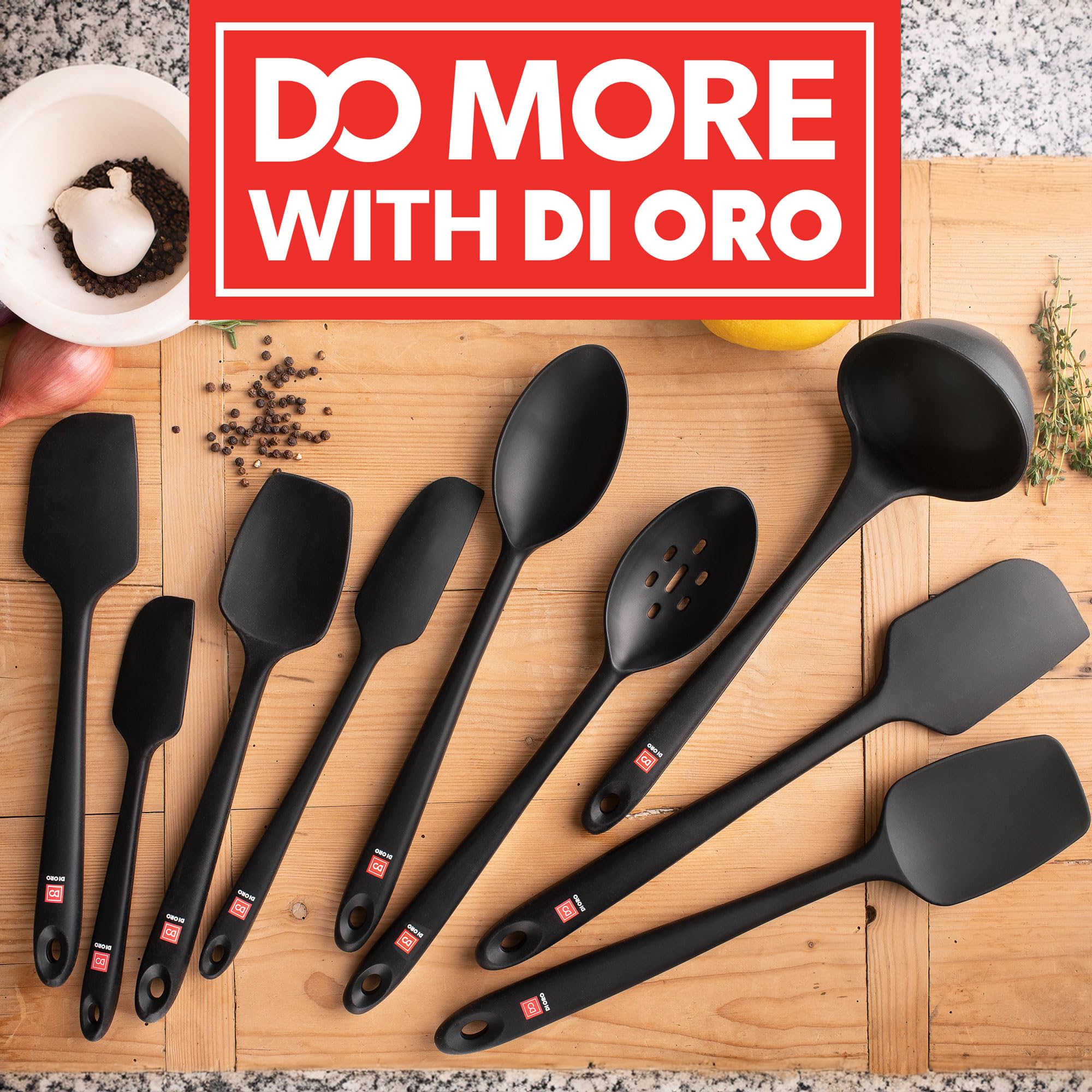DI ORO Living easy-clean silicone spatula for everyday use.