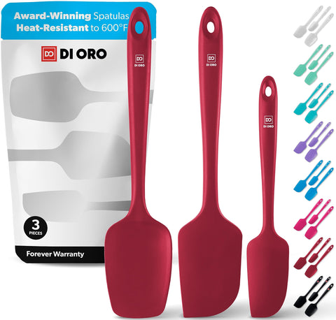 DI ORO Living seamless spatula design prevents food buildup during cooking.