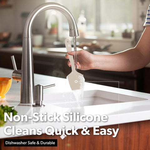DI ORO 3-piece set covers scraping, mixing, and flipping tasks in busy kitchens.